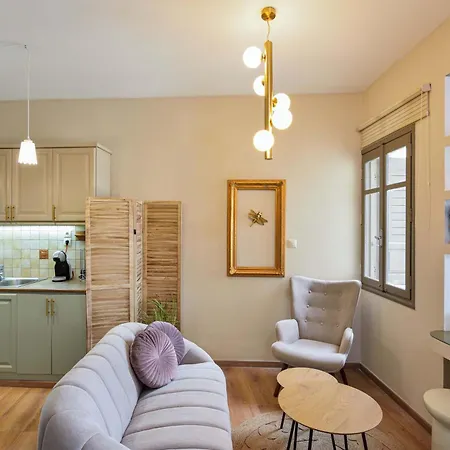 East Seafront Apartment